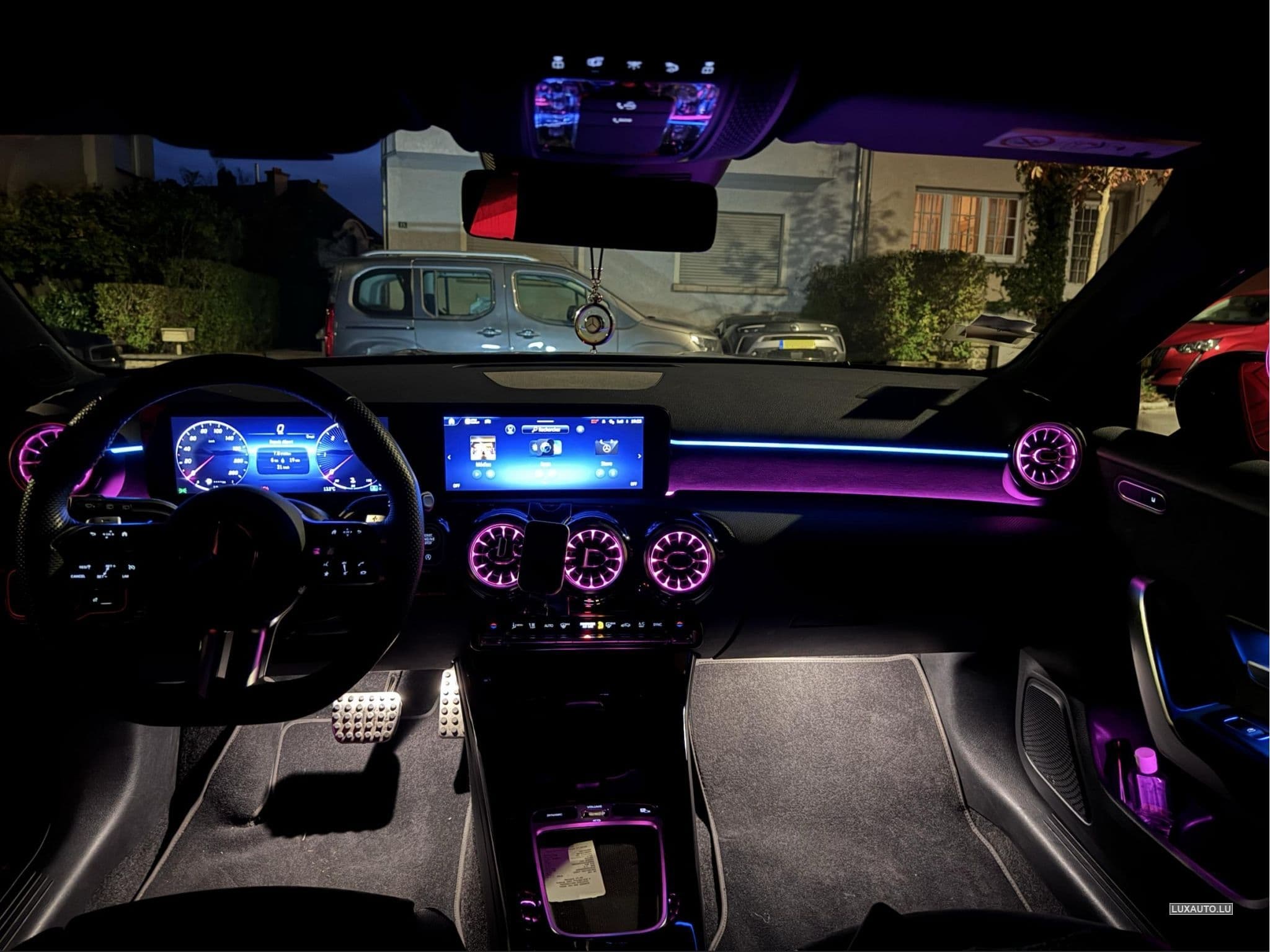 Mercedes A 180 AMG Line (2023) - Photo 4