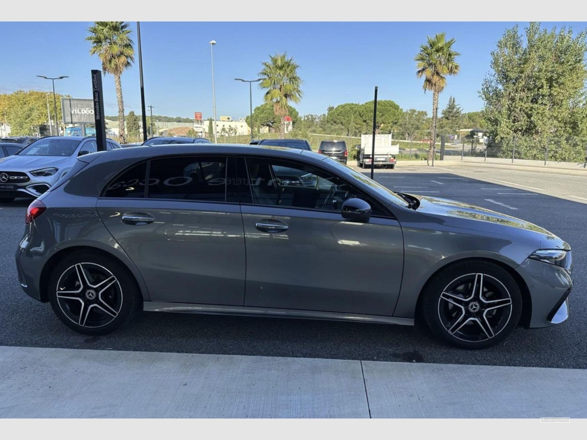 Mercedes A 180 AMG Line (2023) - Photo 6