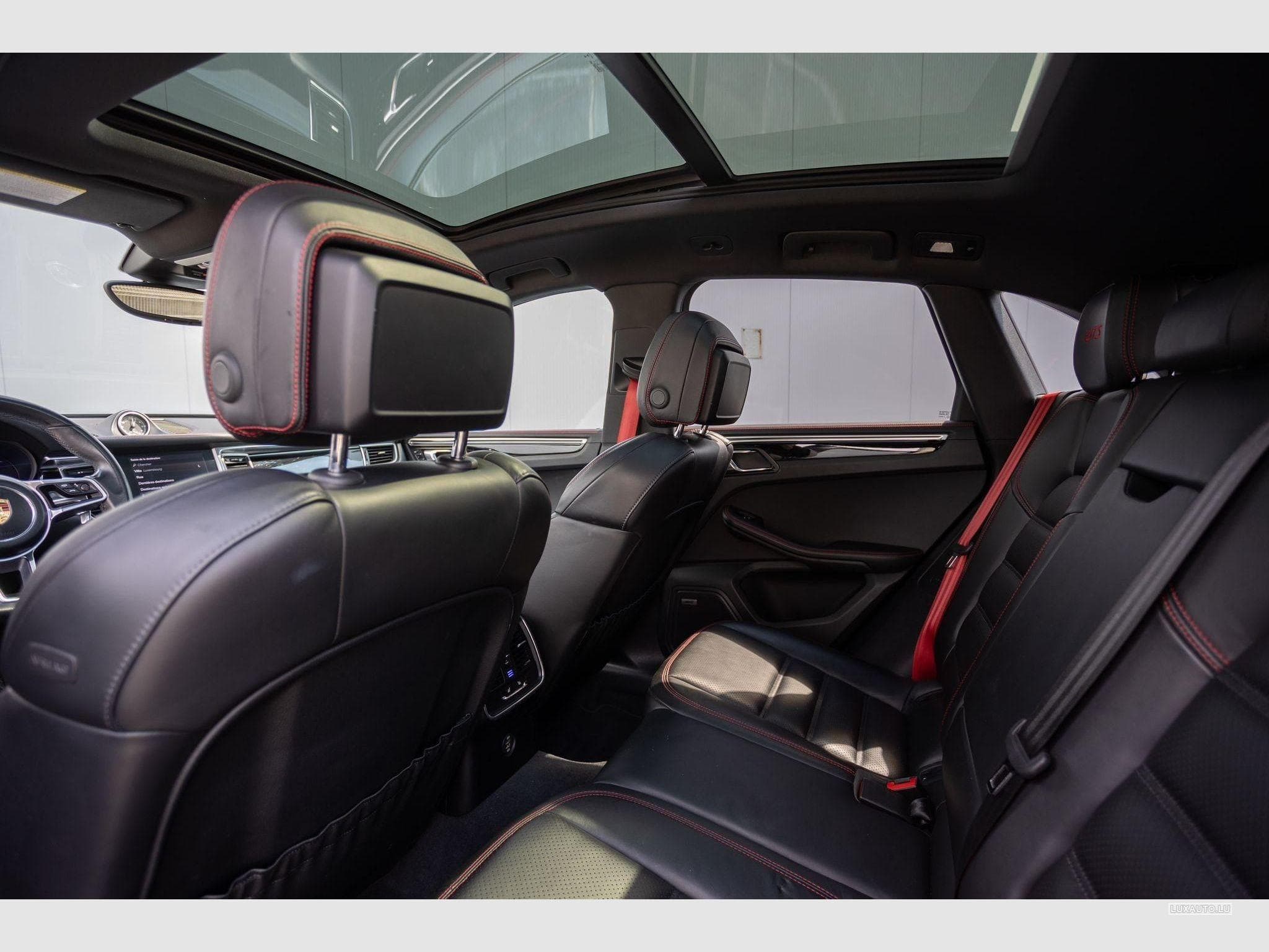 Porsche Macan GTS (2018) - Photo 2