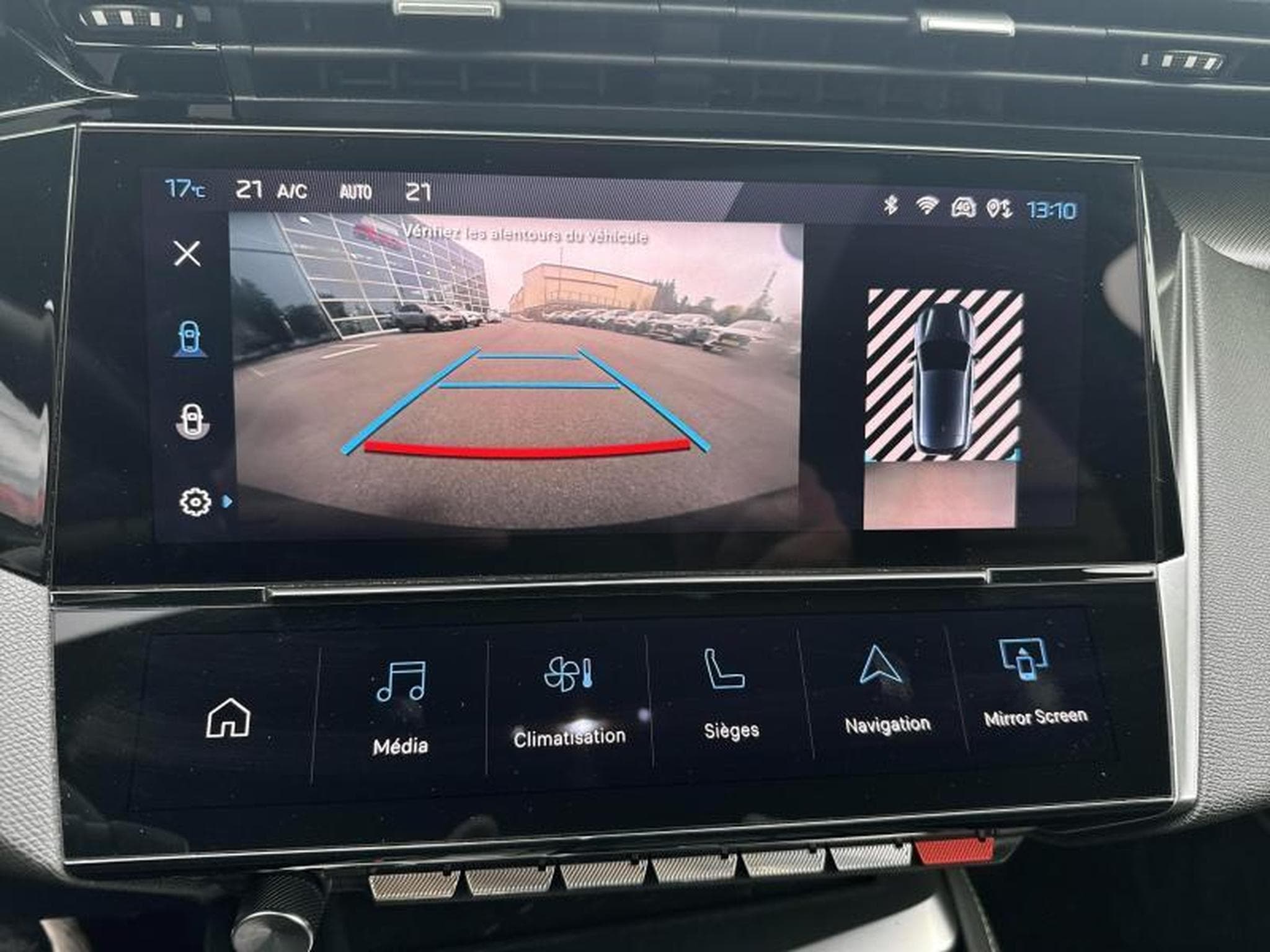 Peugeot 308 III GT (2021) - Photo 18