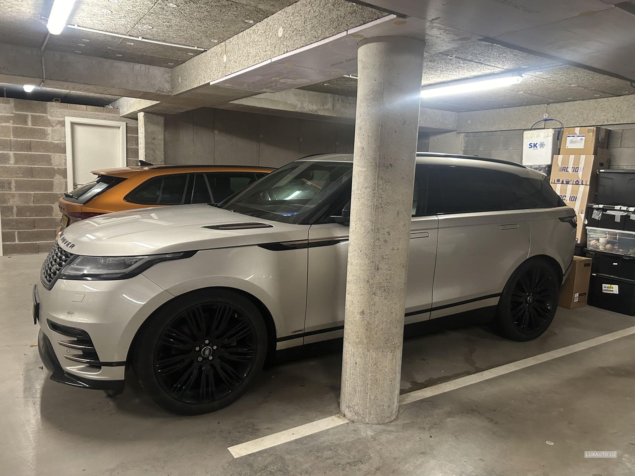 Land-Rover Range Rover Velar R Dynamique SE D300 (2018) - Photo 10