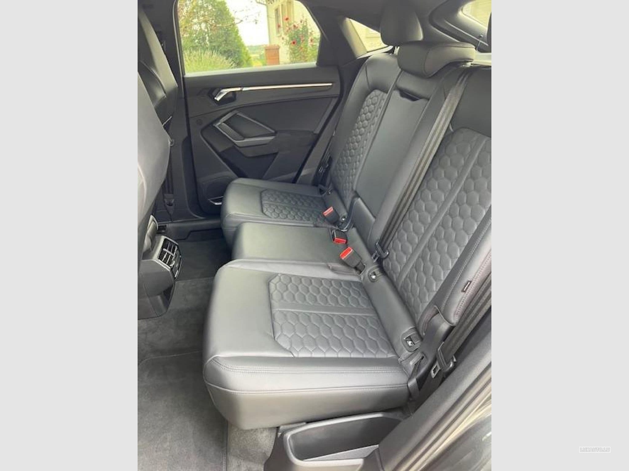 Audi RSQ3 Q3 - RS - 400 cv (2020) - Photo 11