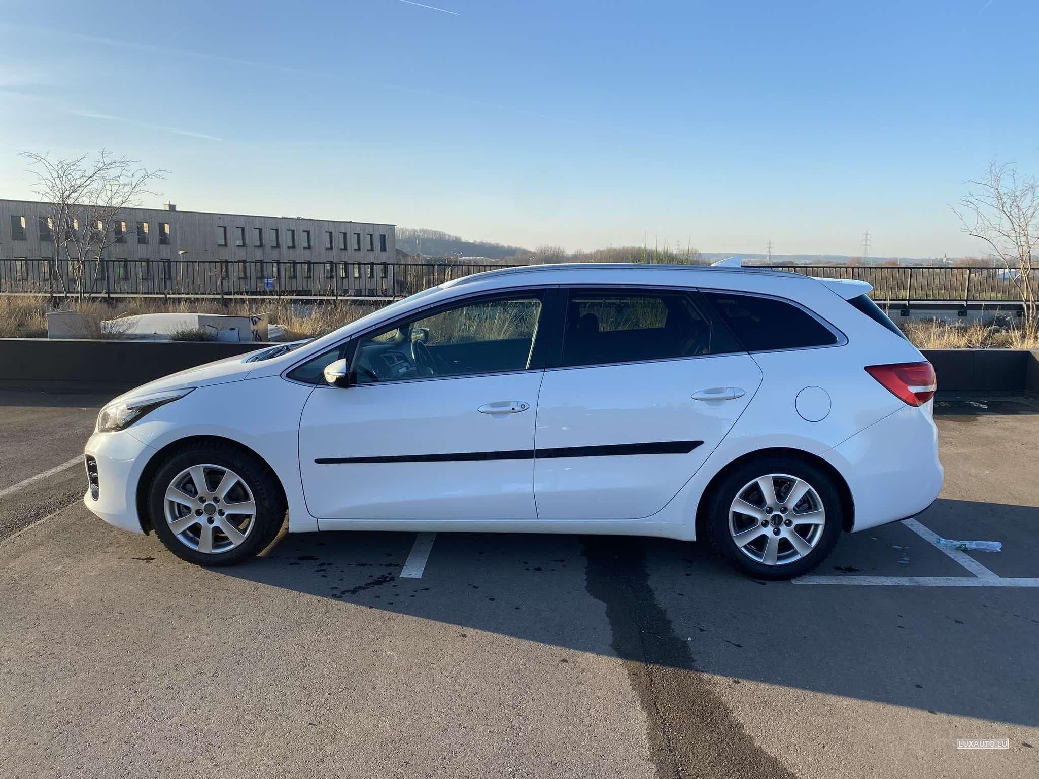 Kia Ceed Sw (2017) - Photo 4