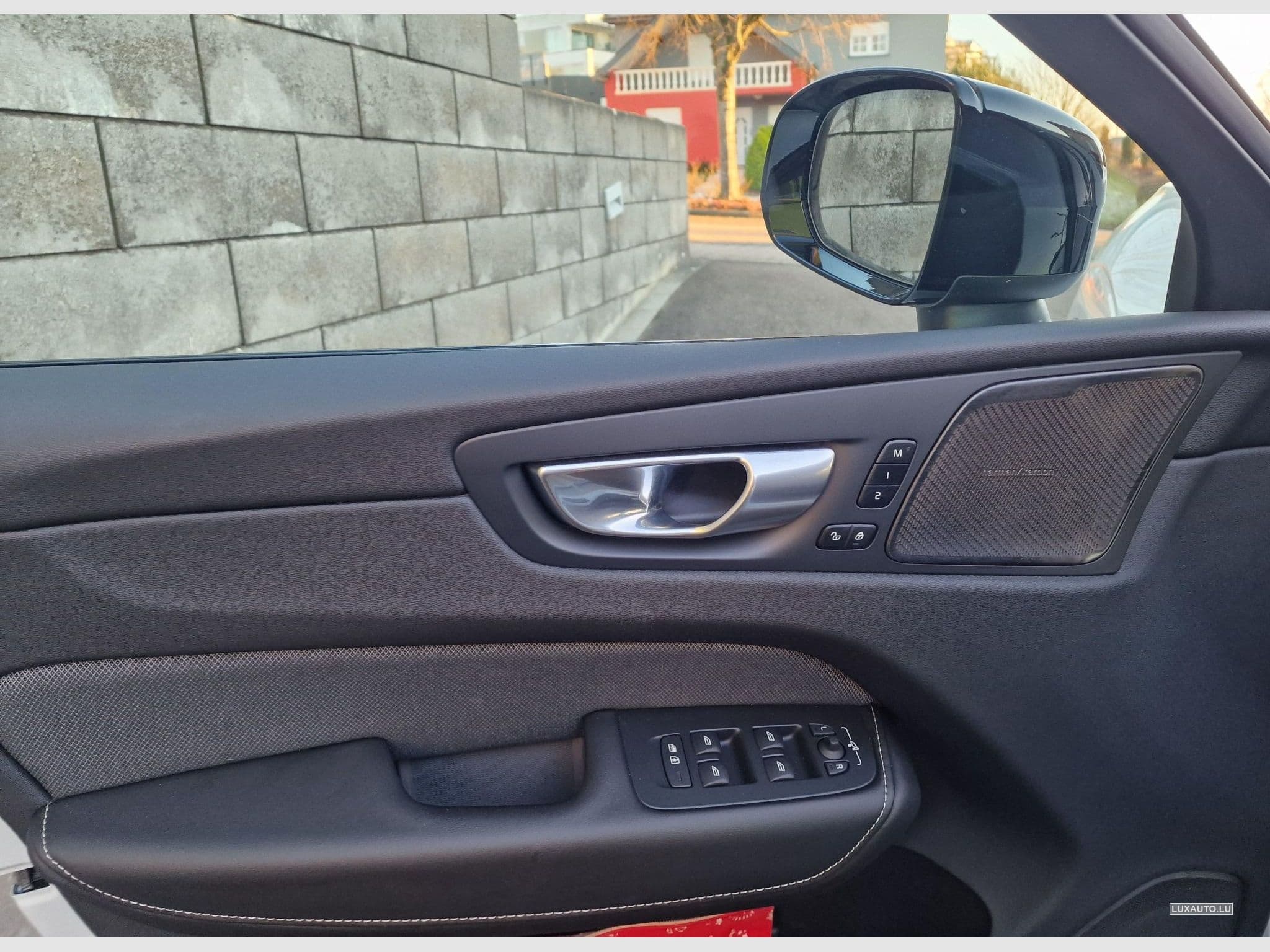 Volvo XC60 Ultimate dark (2023) - Photo 7