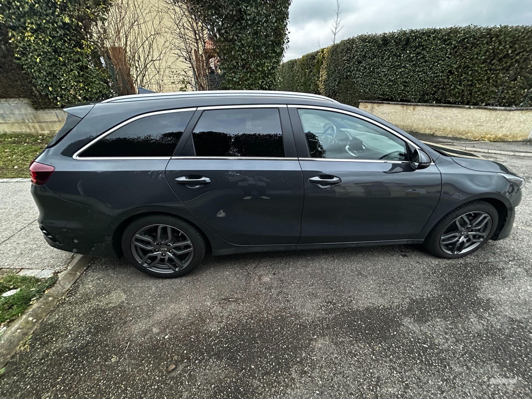 Kia Ceed Sw GT Line 1.5T 160 DCT (2023) - Photo 5