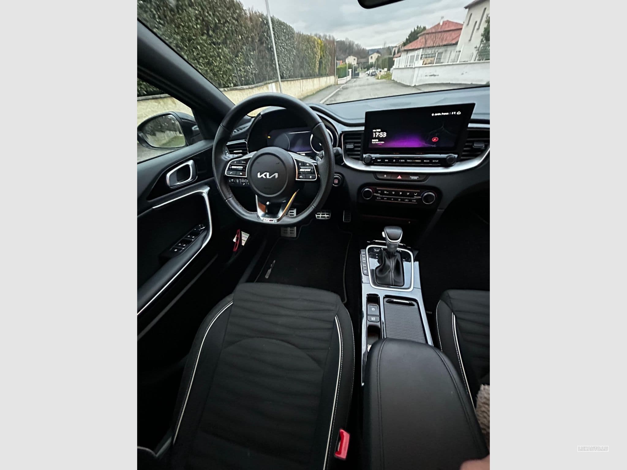 Kia Ceed Sw GT Line 1.5T 160 DCT (2023) - Photo 8