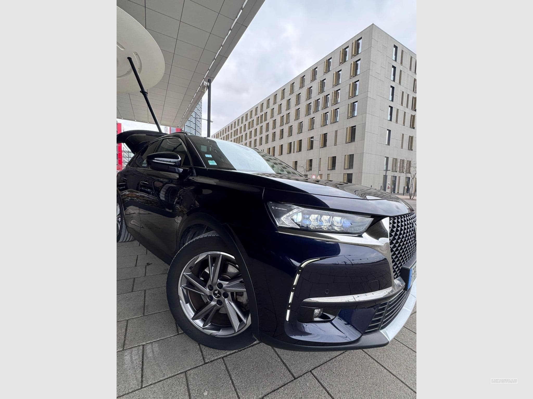 DS Automobiles DS7 E-TENSE 4x4 300ch Grand Chic Opera - Toit Ouvrant (2020) - Photo 3