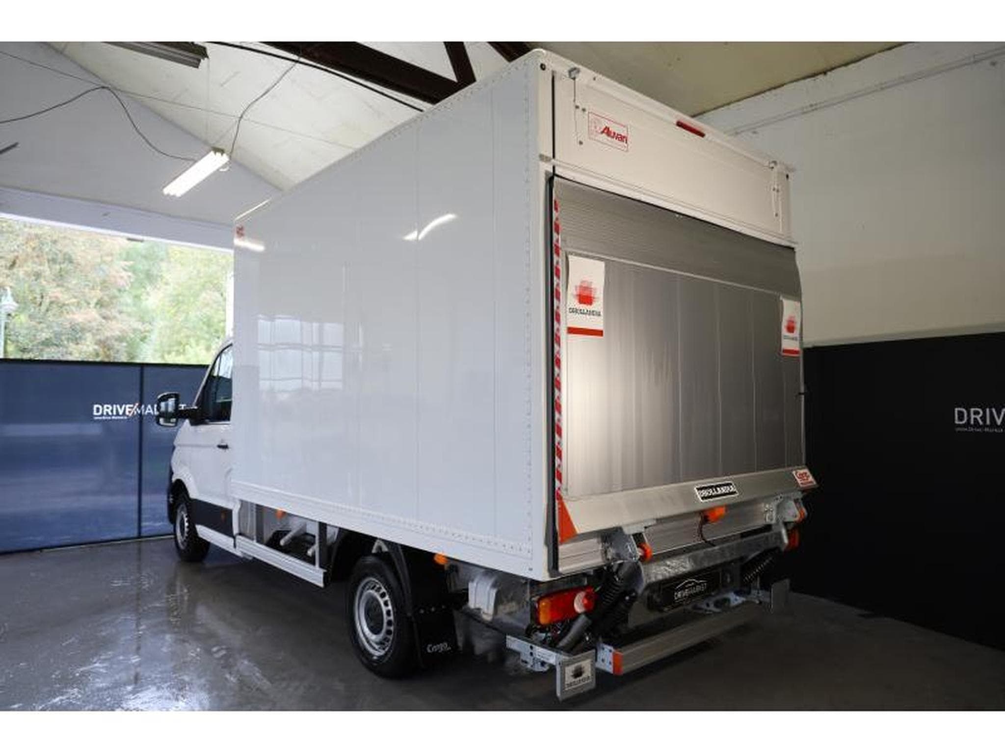VW Crafter Caisse Hayon (2024) - Photo 15