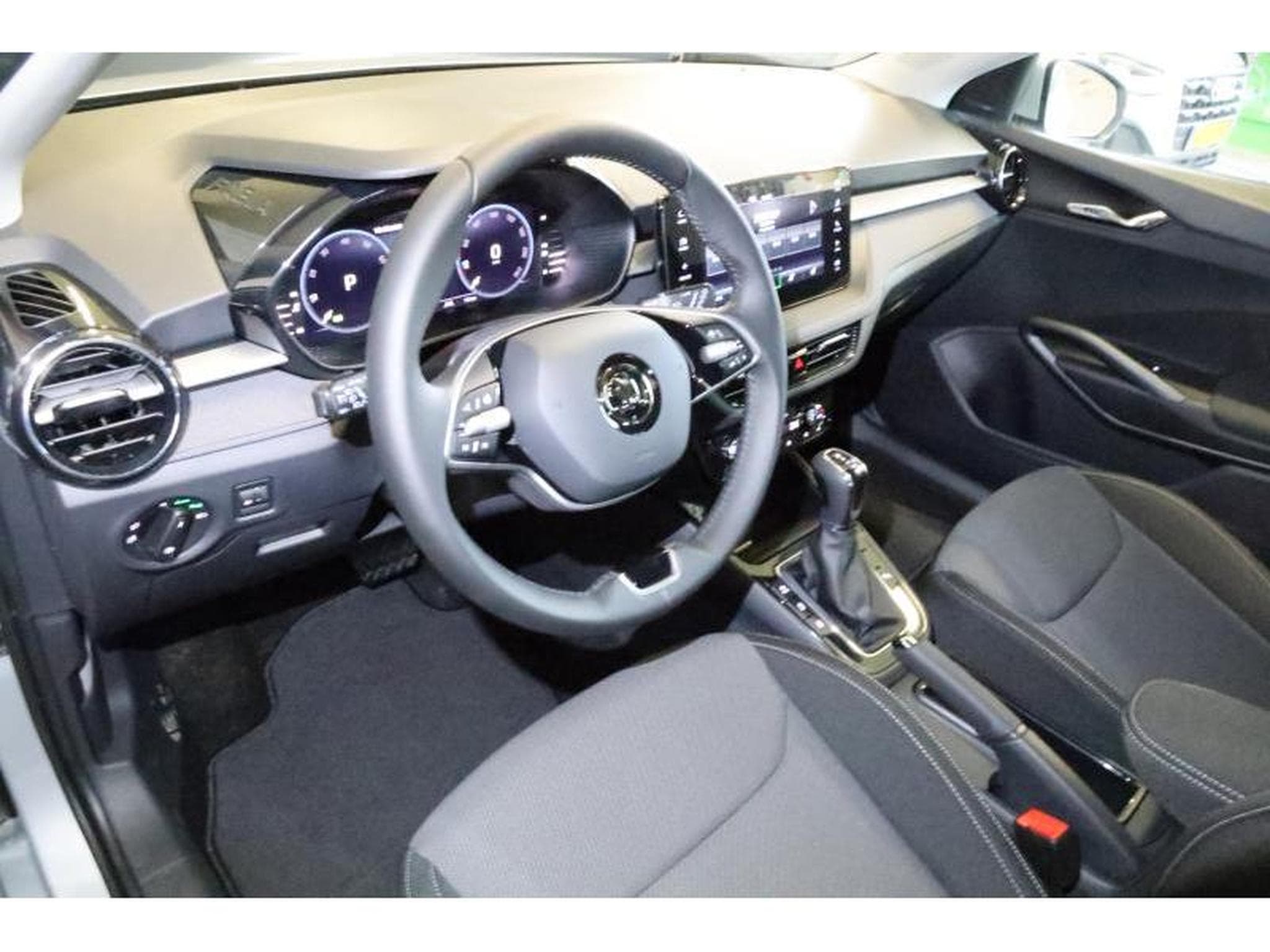 Skoda Fabia Selection (2024) - Photo 15
