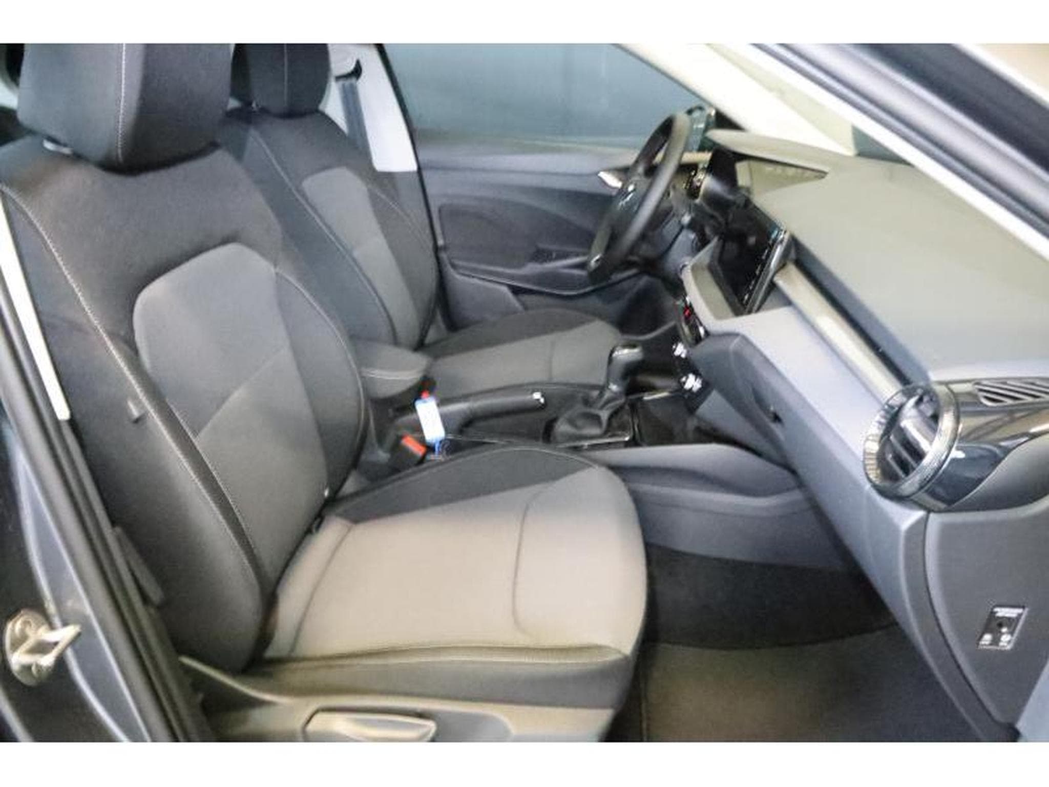 Skoda Fabia Selection (2024) - Photo 17