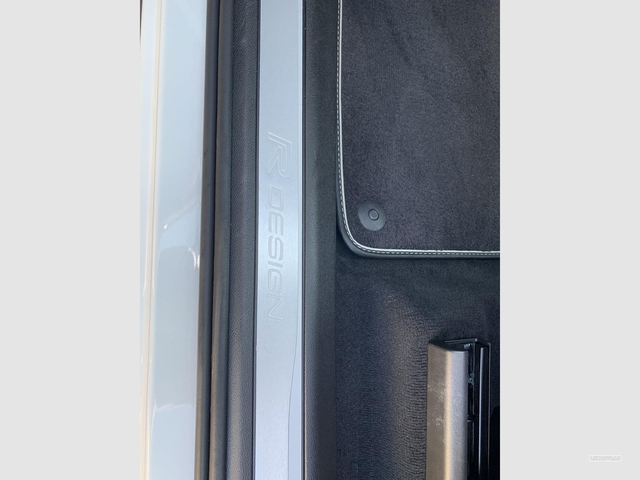 Volvo XC60 R-Design (2019) - Photo 3