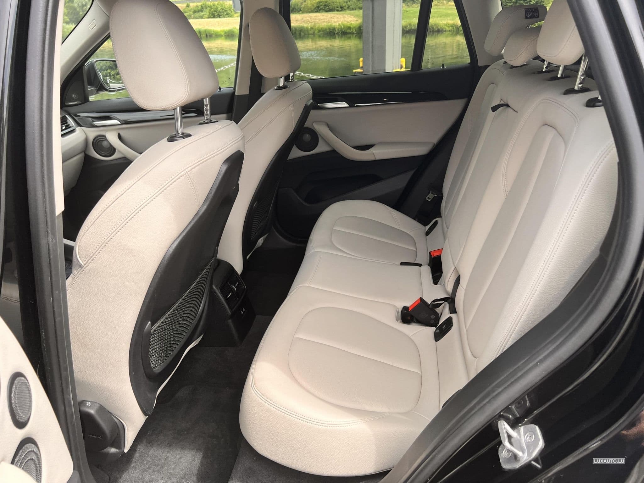BMW X1 BMW X1 XDRIVE 18D (2018) - Photo 4