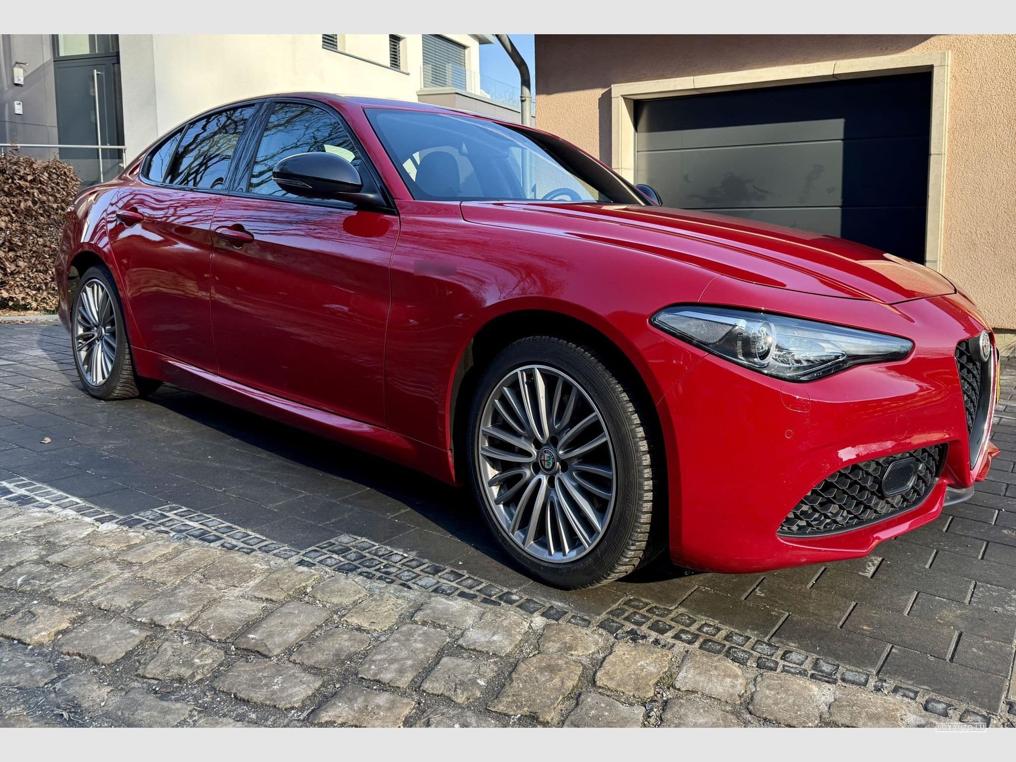 Alfa-Romeo Giulia Q4 Veloce 2.0 Turbo (2021) - Photo 2