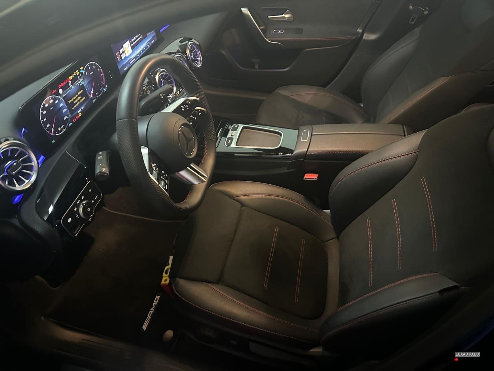 Mercedes A 180 AMG Line (2023) - Photo 4