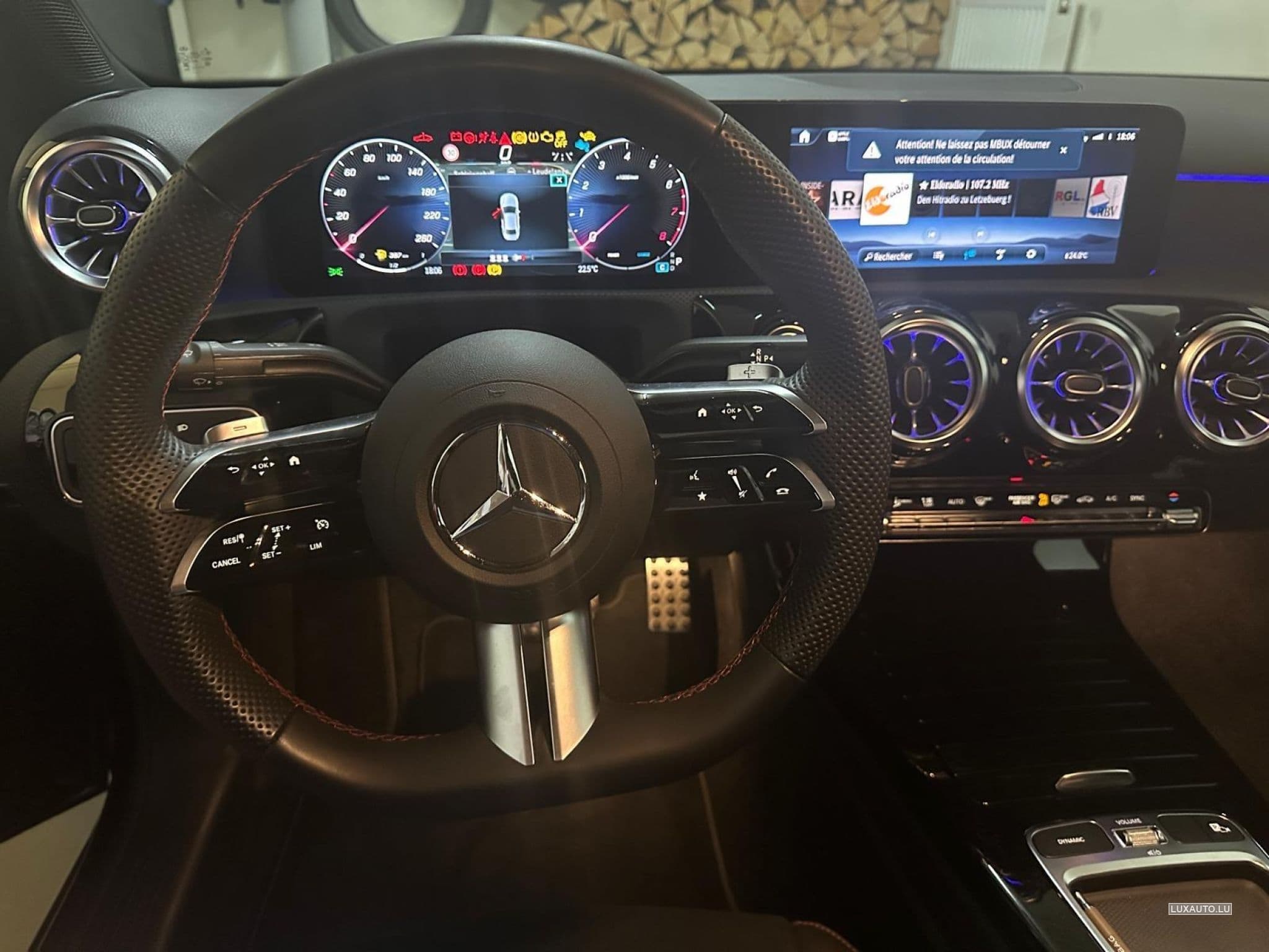 Mercedes A 180 AMG Line (2023) - Photo 5
