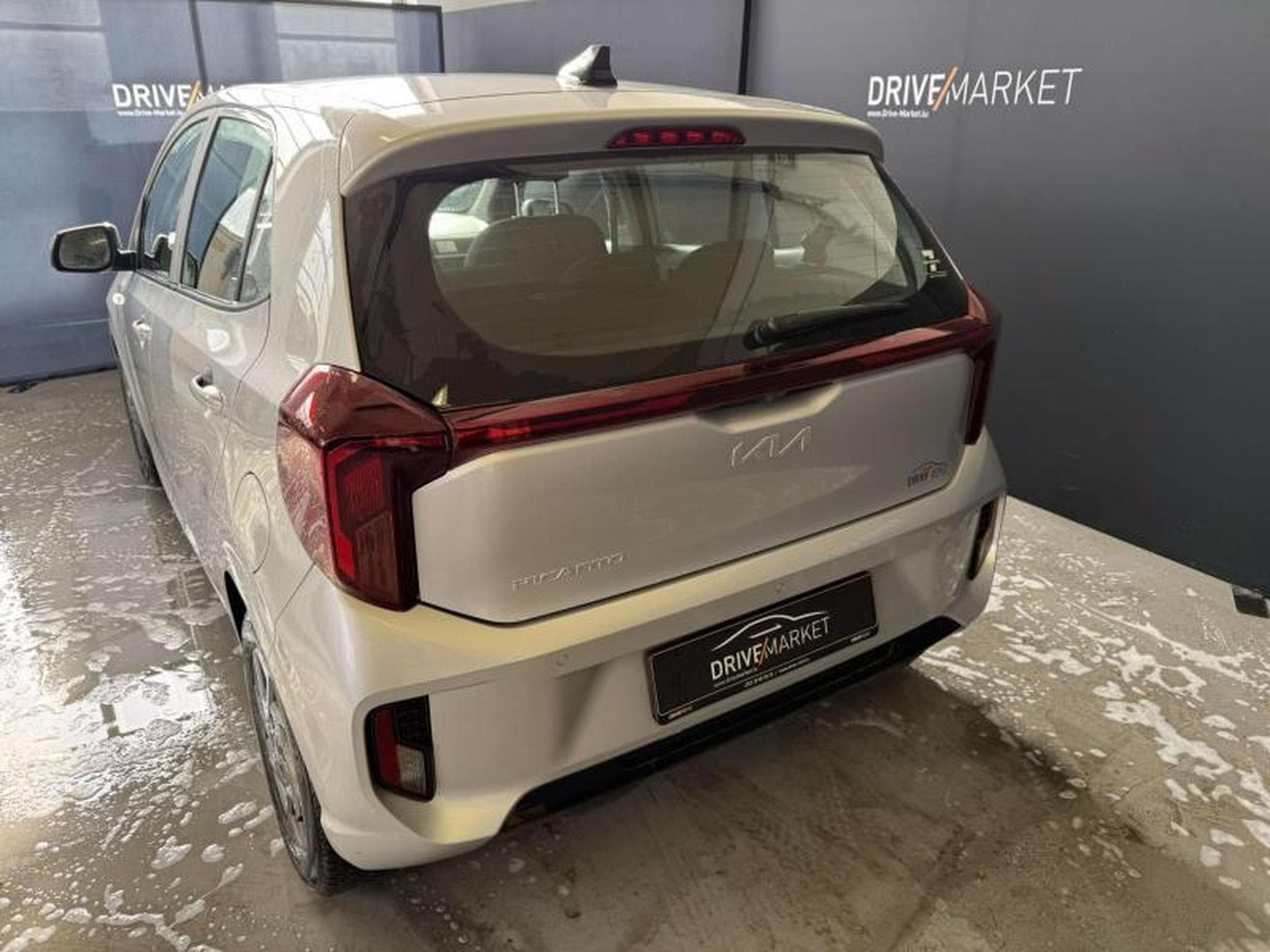 Kia Picanto Pulse (2024) - Photo 13