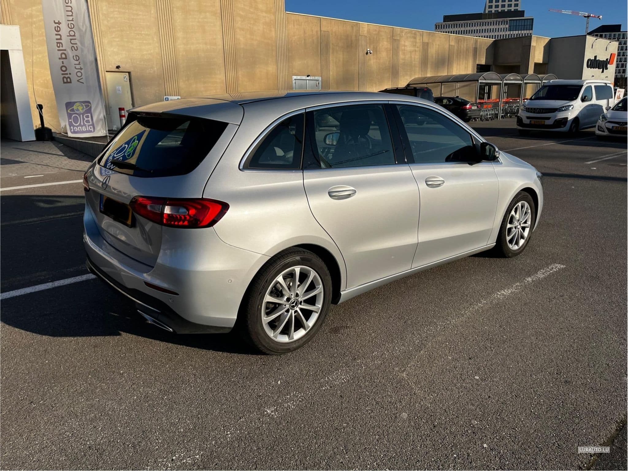 Mercedes B 180 (2020) - Photo 4