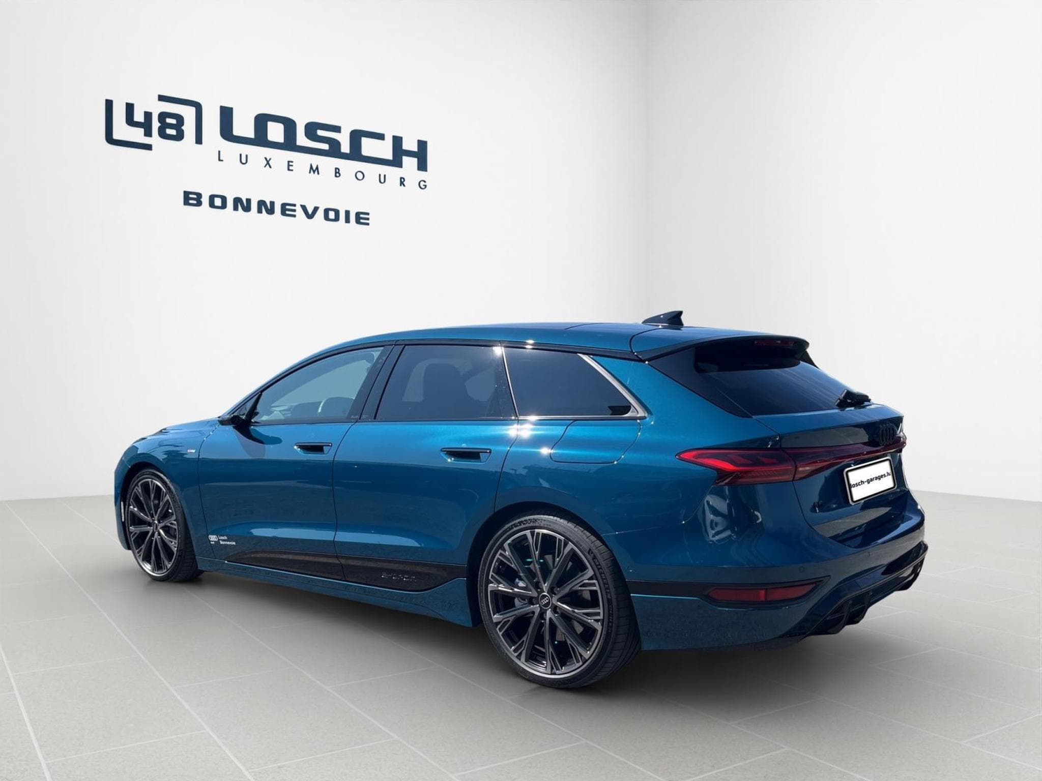 Audi A6 Edition Blue Avant e-tron (2025) - Photo 4