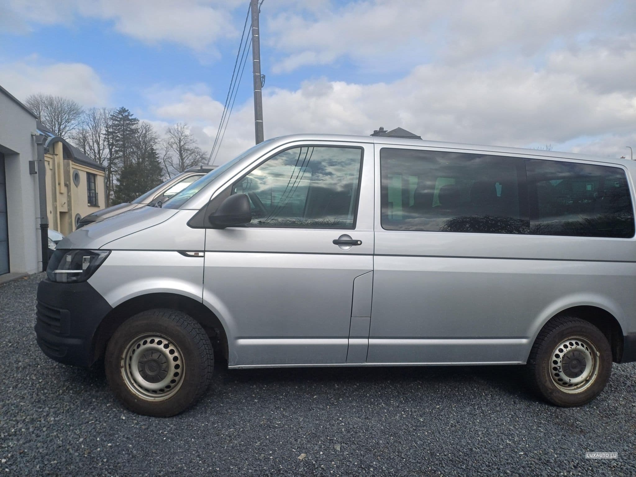 VW Caravelle (2017) - Photo 3