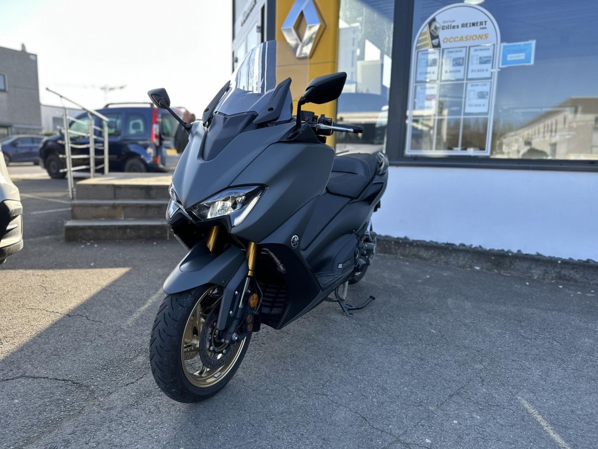 Yamaha T-Max TECH (2021) - Photo 1