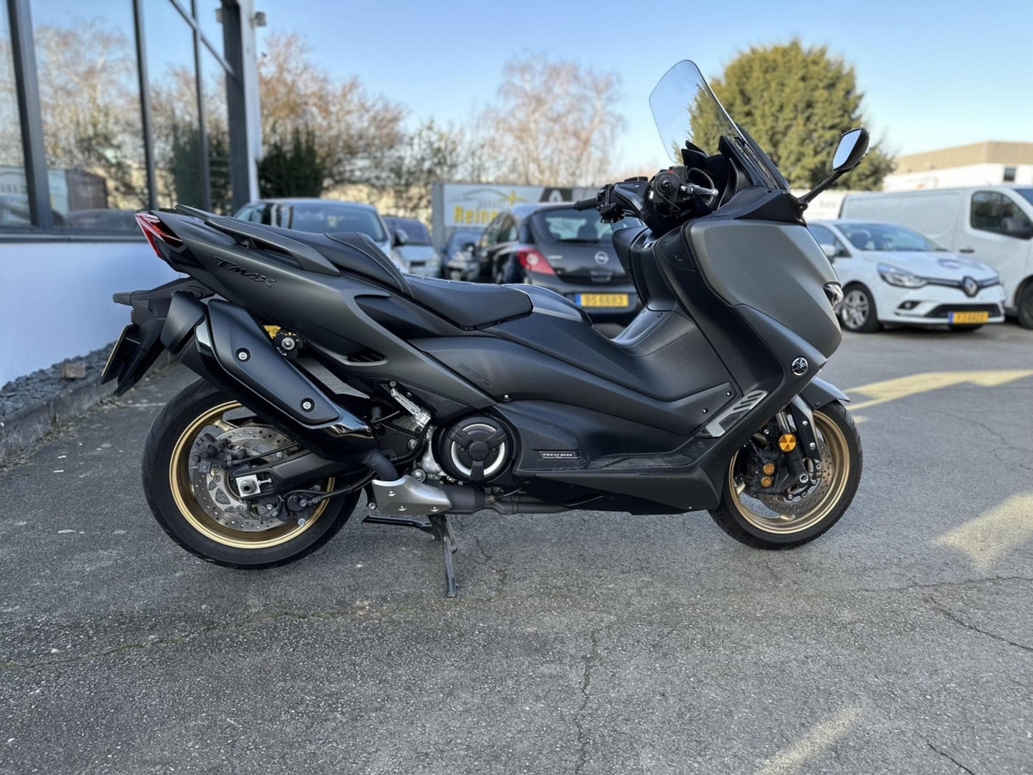 Yamaha T-Max TECH (2021) - Photo 5