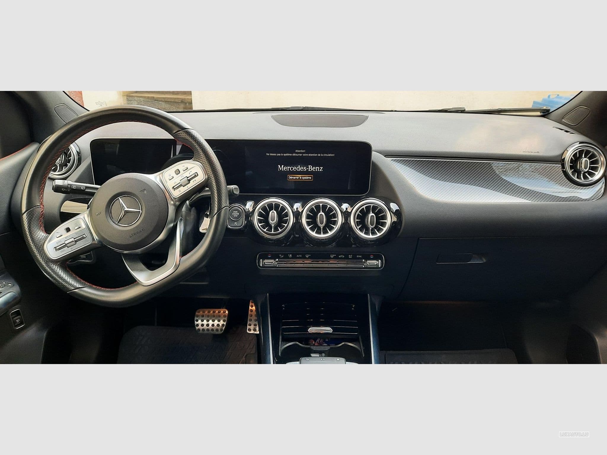 Mercedes B 200 AMG Line (2020) - Photo 1