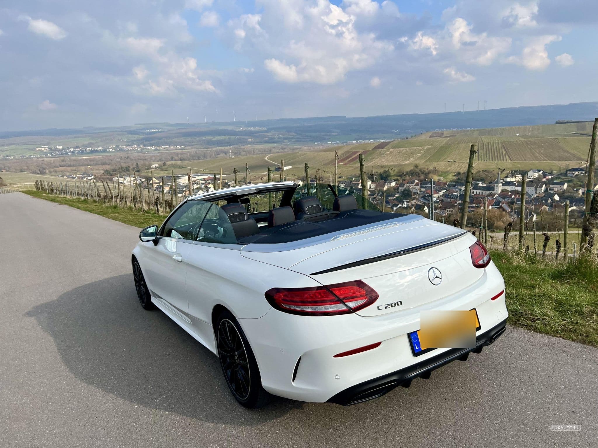 Mercedes C 200 AMG Cabriolet (2024) - Photo 6