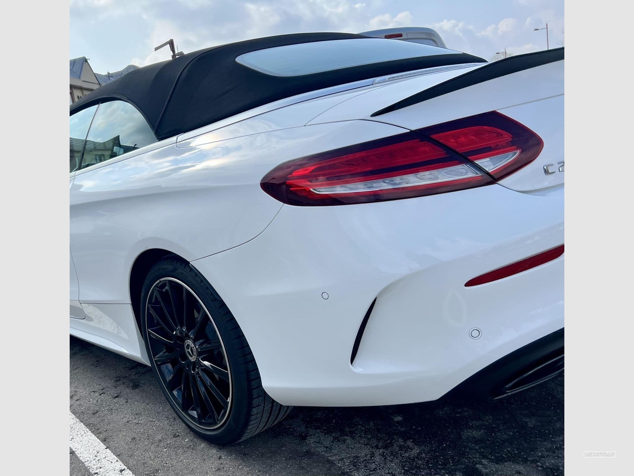 Mercedes C 200 AMG Cabriolet (2024) - Photo 7