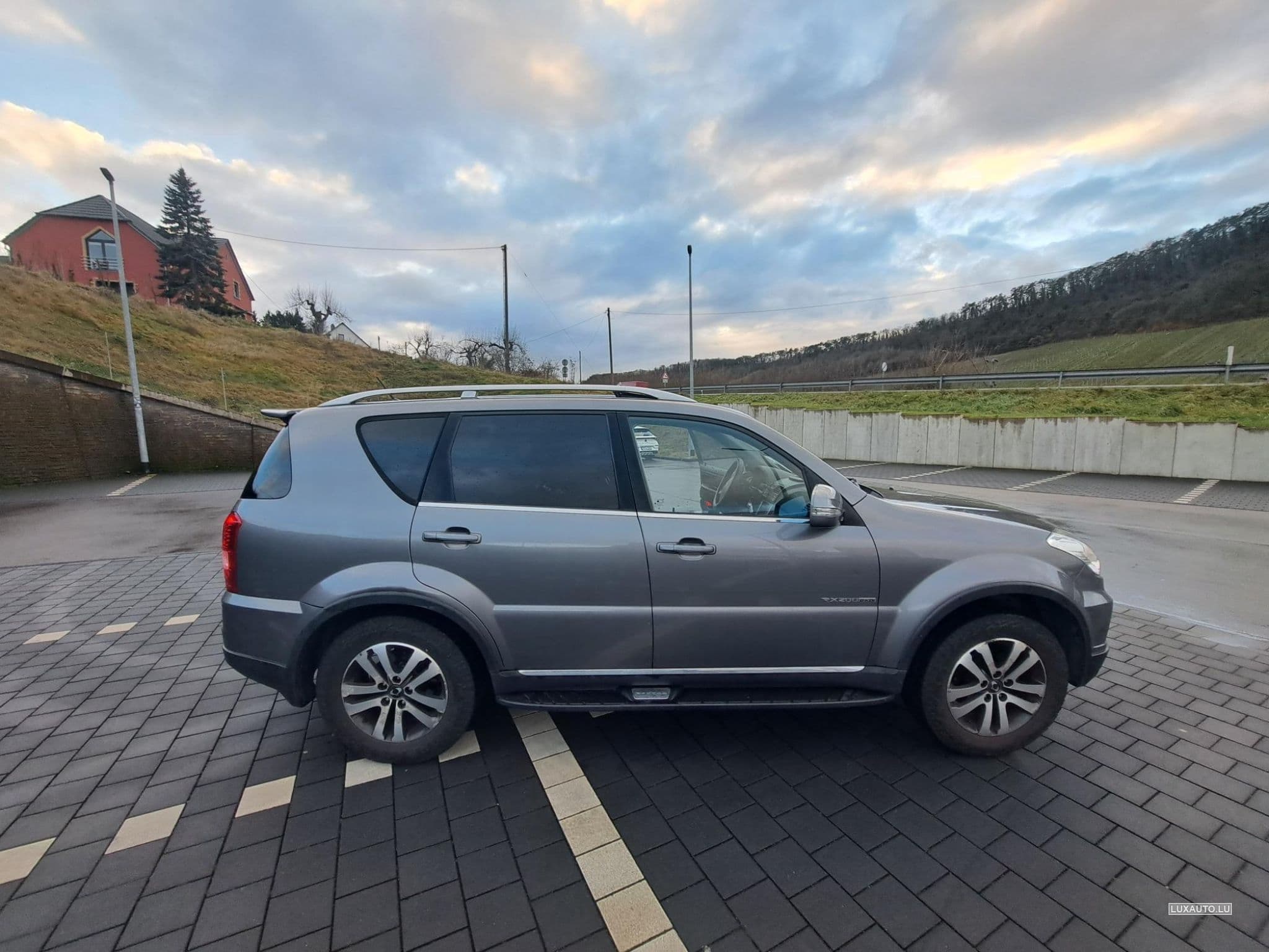 Ssangyong Rexton W Special Edition sapphire (2016) - Photo 1