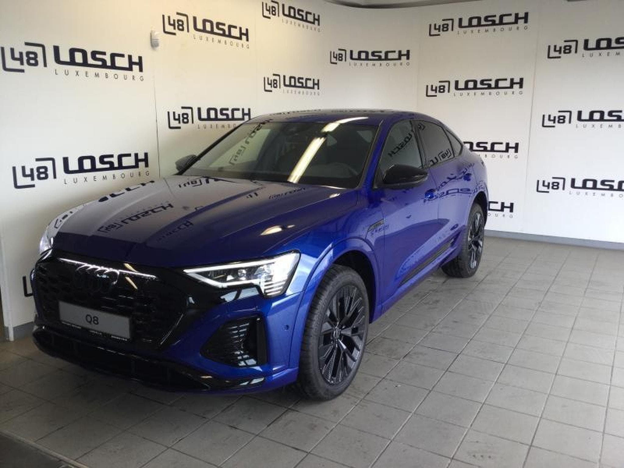 Audi Q8 Sportback e-tron s-line (2025) - Photo 1