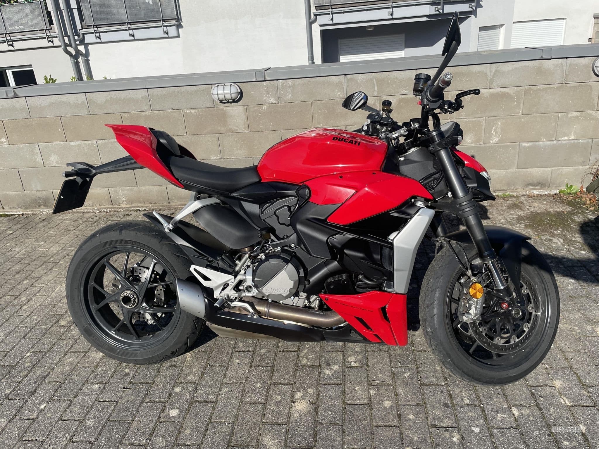 Ducati Streetfighter saddle racing version, motorcycle cover waterproff (2022) - Photo 4