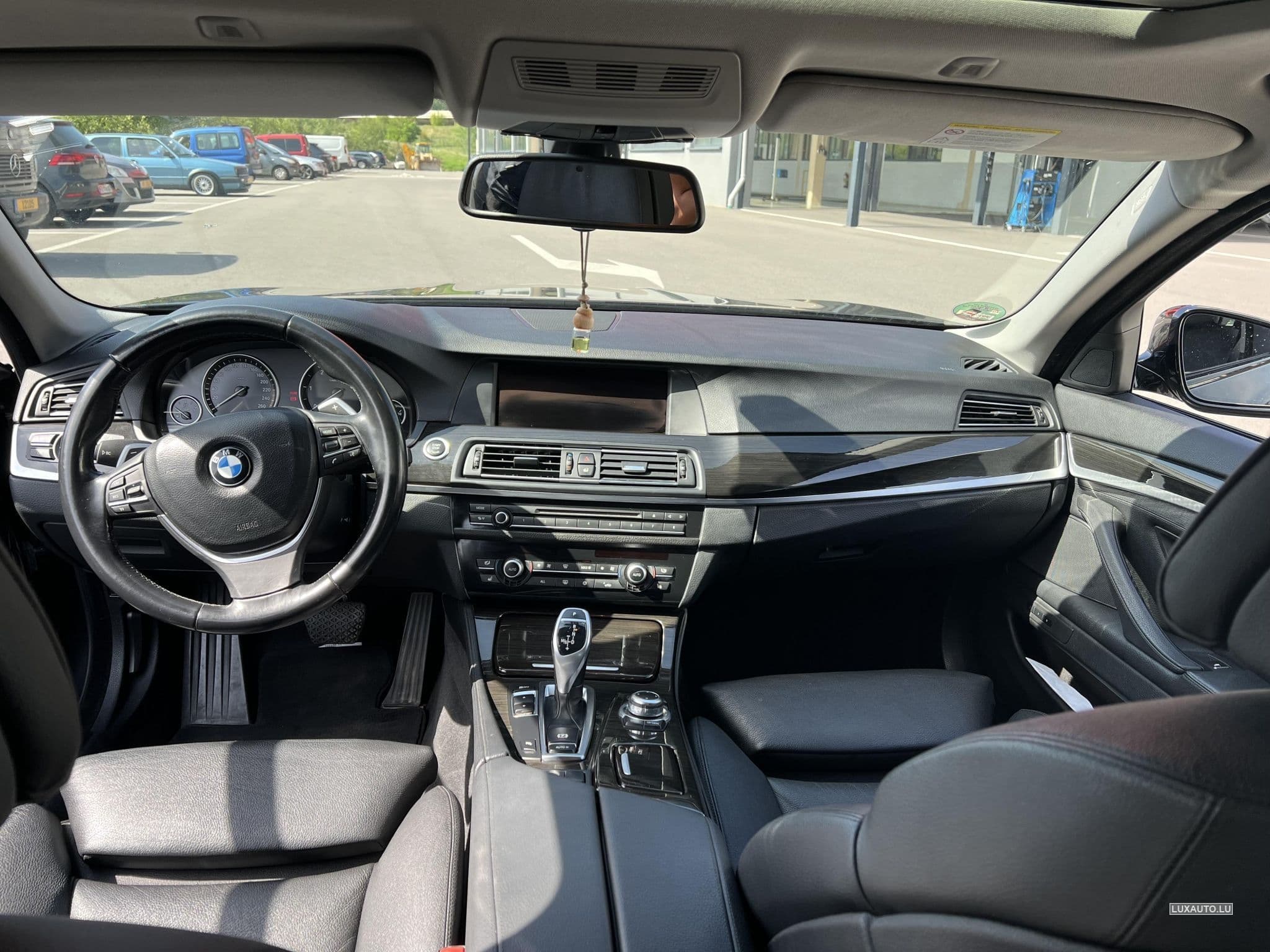 BMW 525 (2011) - Photo 7