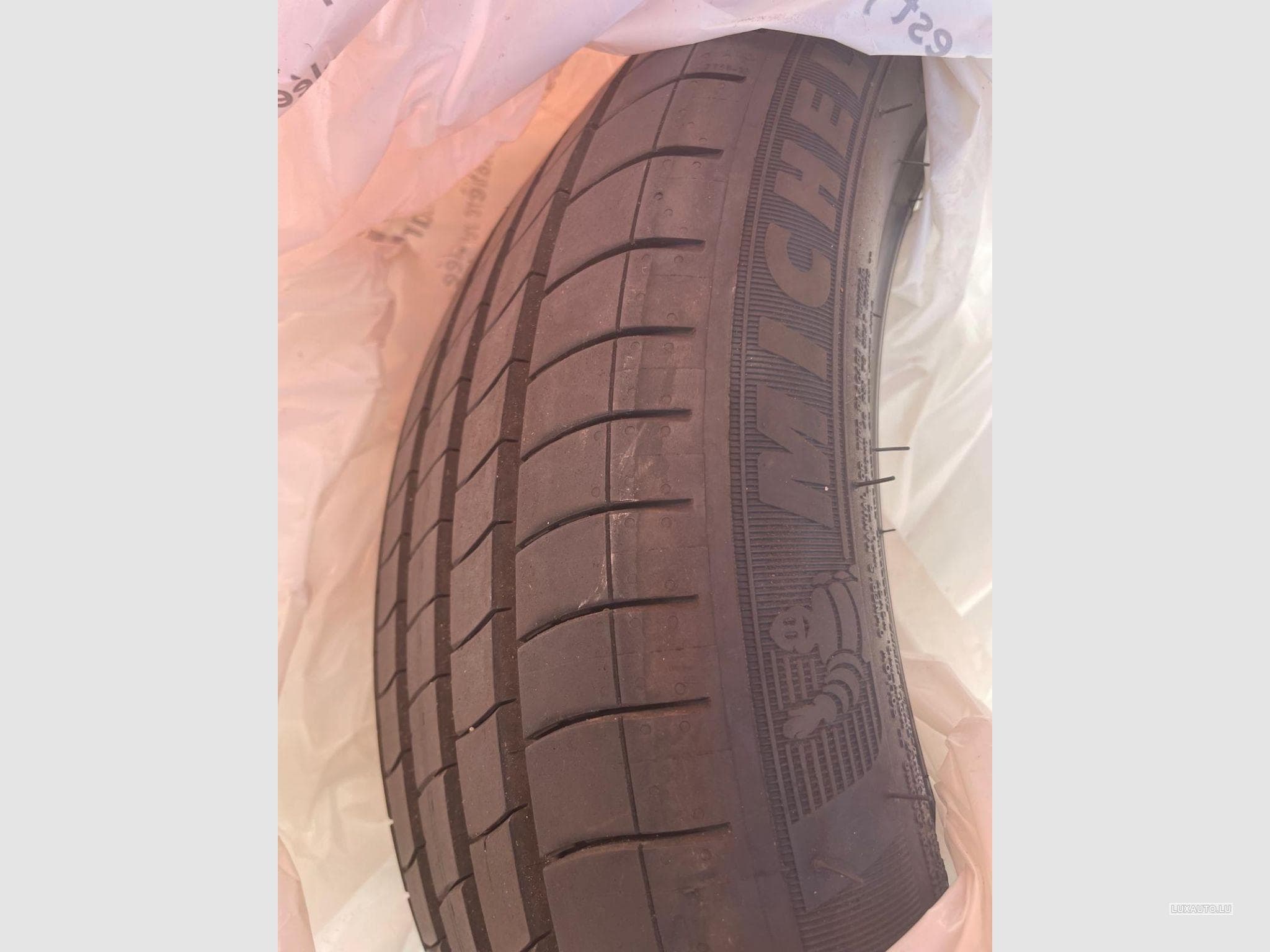 Pneus – 16" - 205/45R 83H - Photo 3