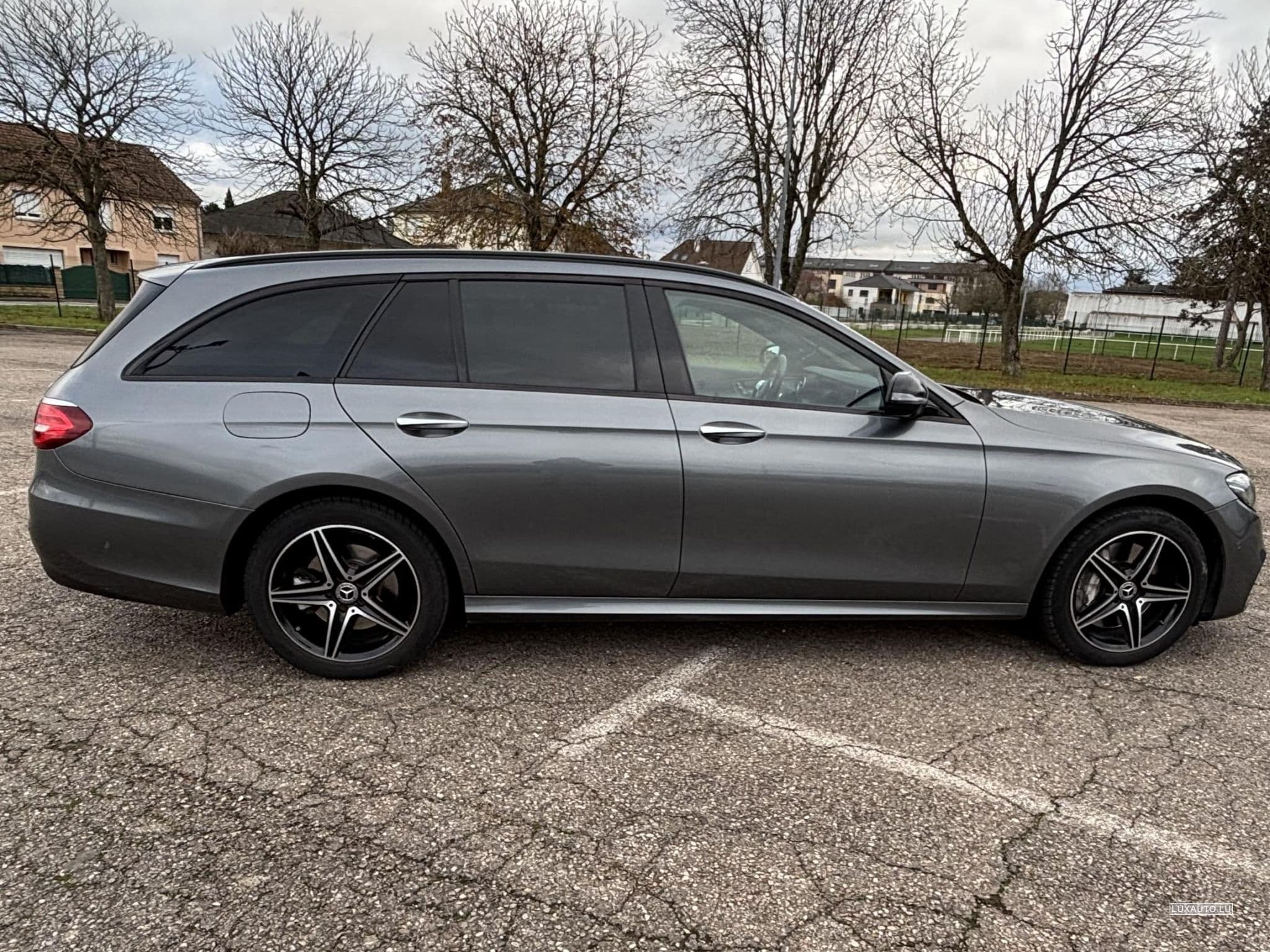 Mercedes E 400 AMG LINE 4 MATIC (2019) - Photo 3
