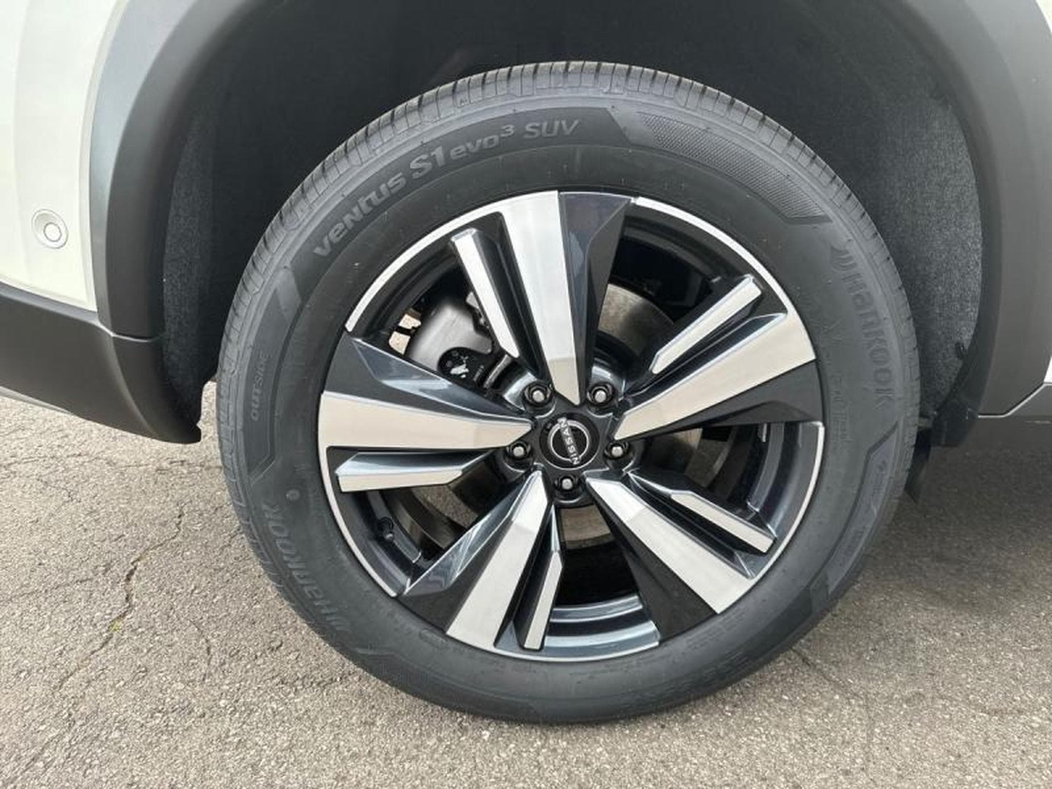 Nissan X-Trail TEKNA (2024) - Photo 7