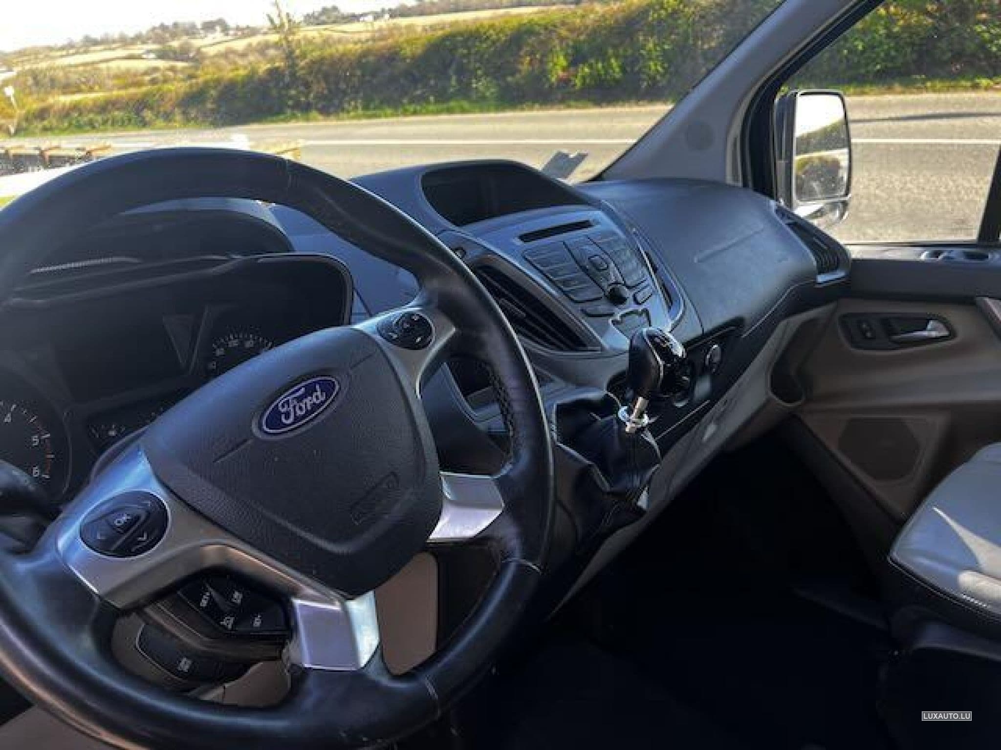 Ford Tourneo TOURNEO CUSTOM, 8 SEATS. (2019) - Photo 10