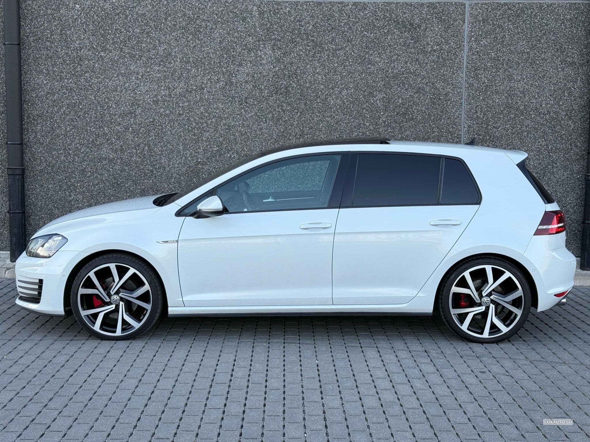 VW Golf GTD (2015) - Photo 2