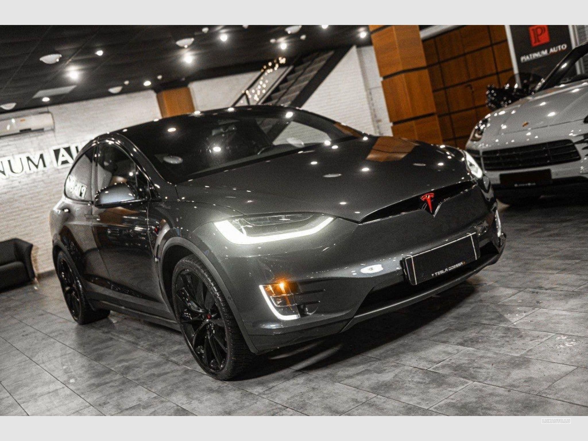 Tesla Model X Long Range 100 kWh Dual Motors (2019) - Photo 1