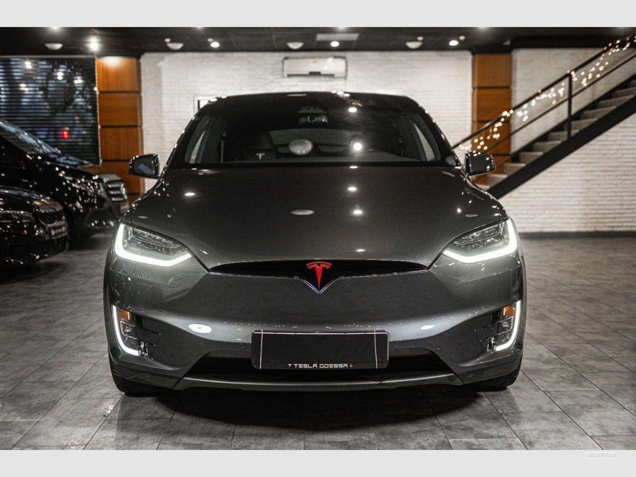 Tesla Model X Long Range 100 kWh Dual Motors (2019) - Photo 2