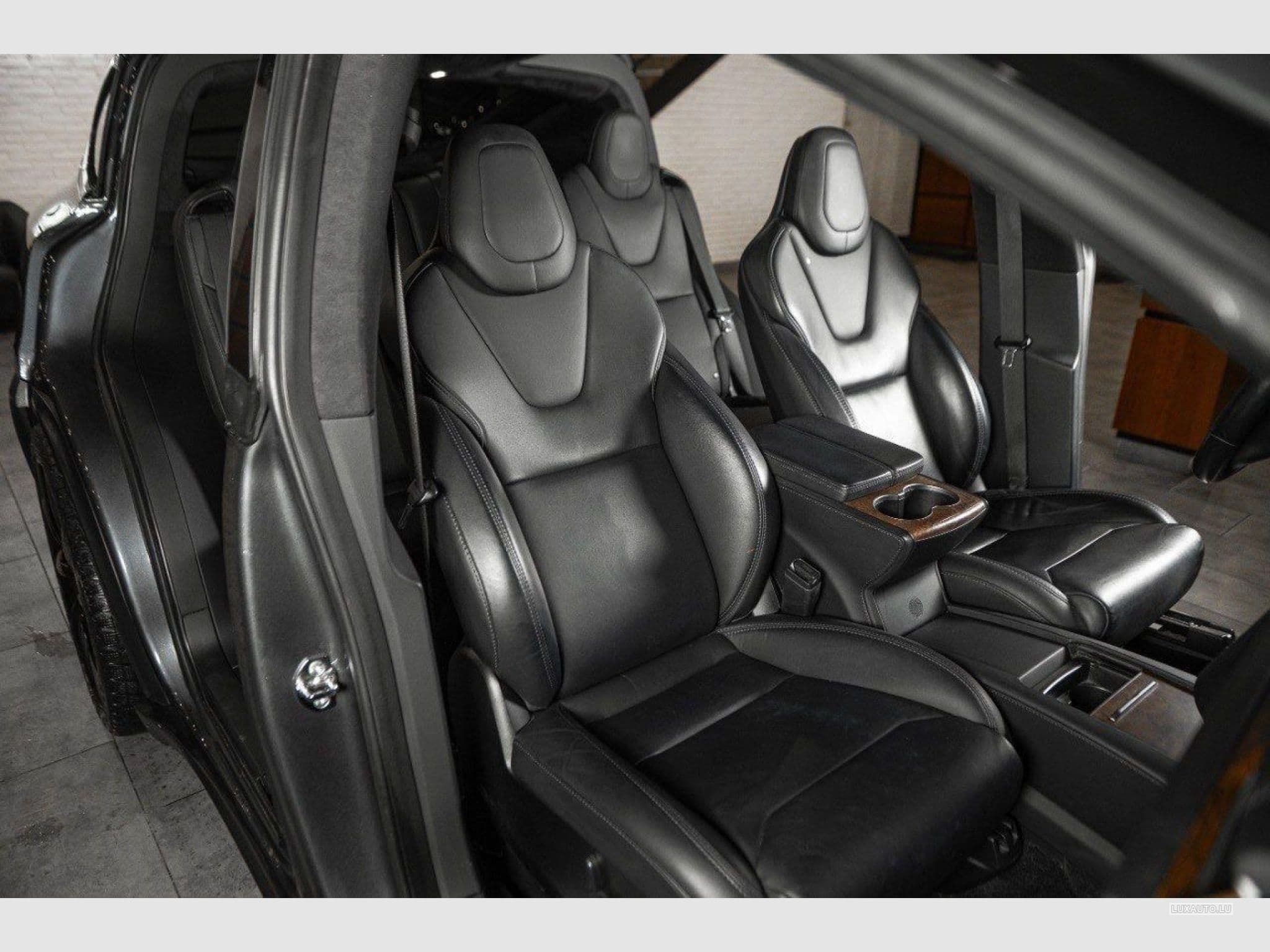 Tesla Model X Long Range 100 kWh Dual Motors (2019) - Photo 3