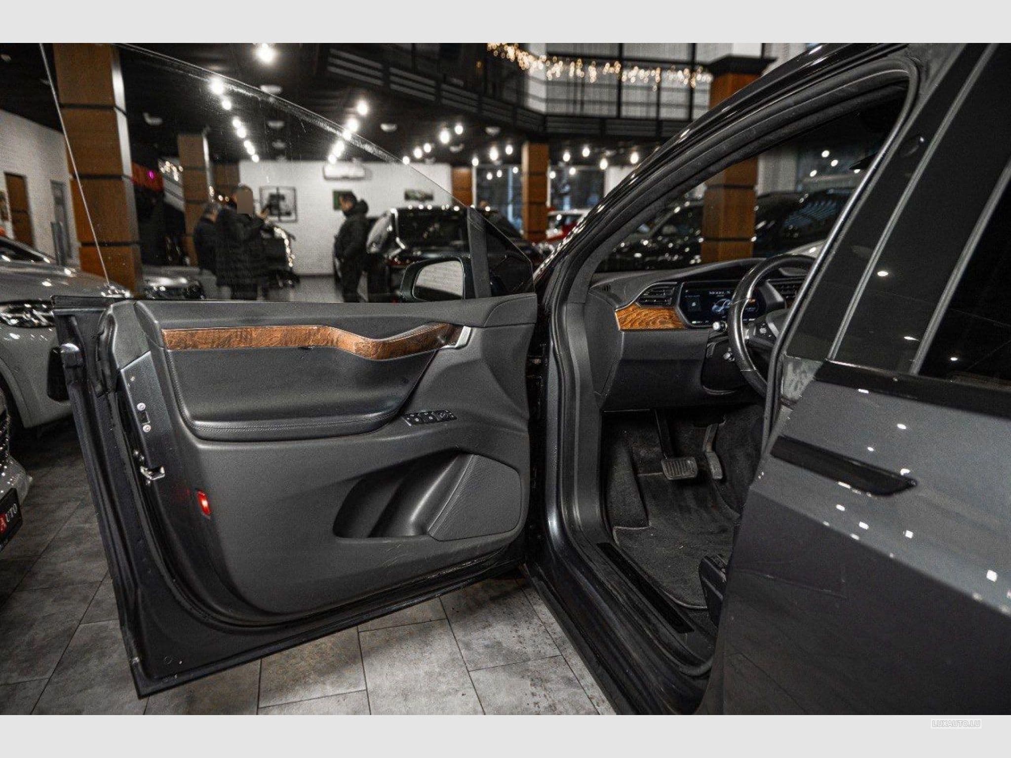 Tesla Model X Long Range 100 kWh Dual Motors (2019) - Photo 7