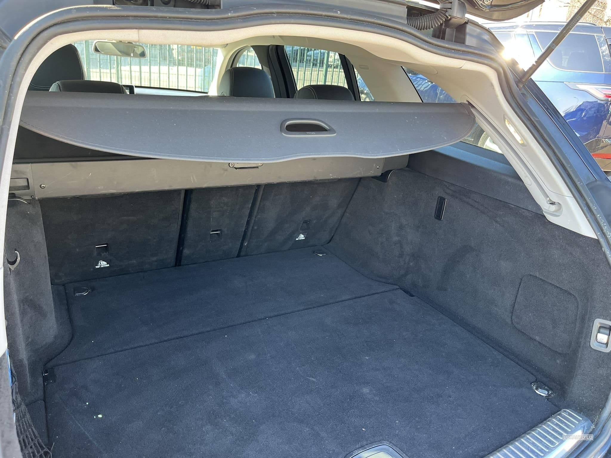 Mercedes C 220 AMG Line (2018) - Photo 10