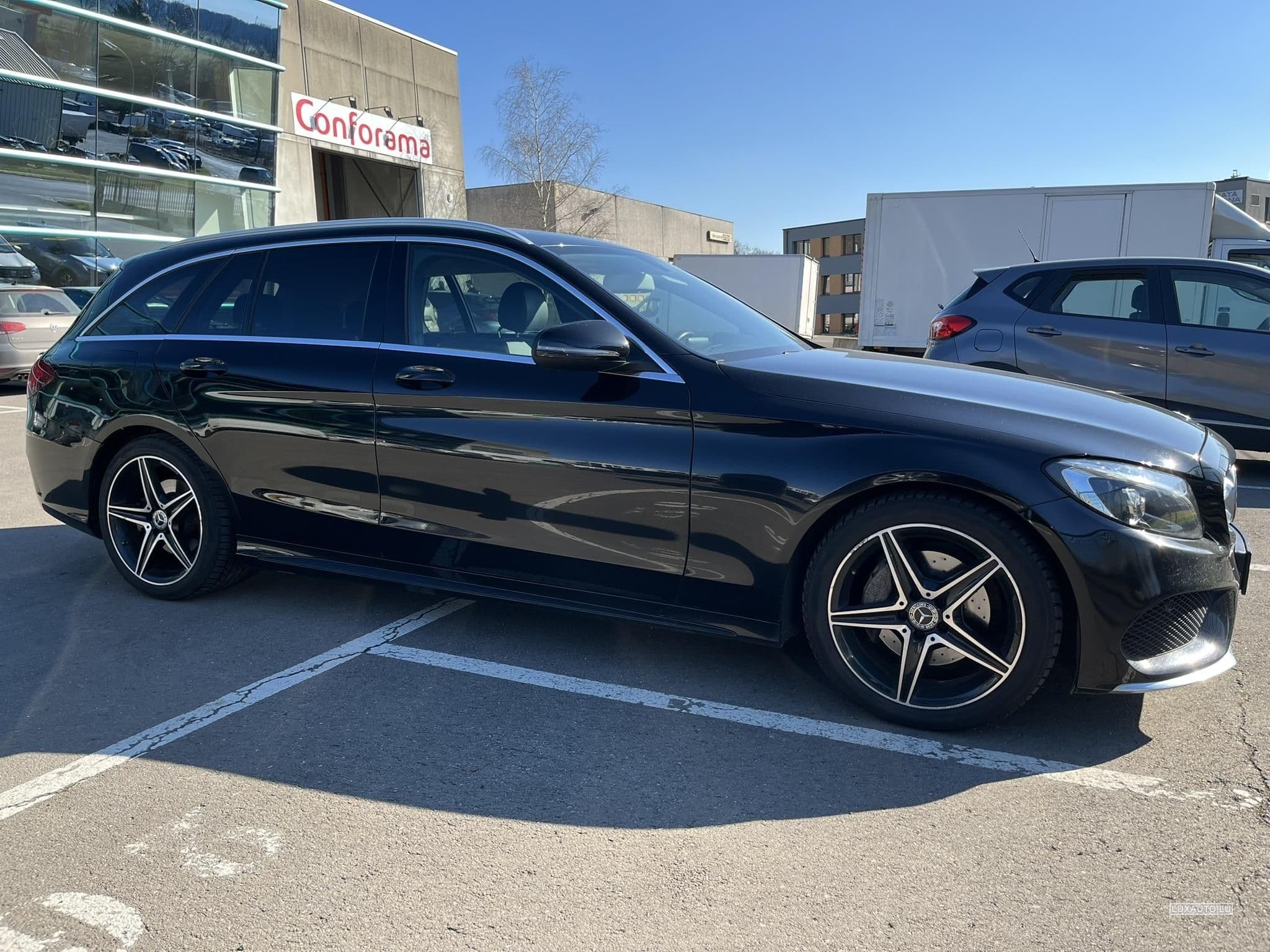 Mercedes C 220 AMG Line (2018) - Photo 2