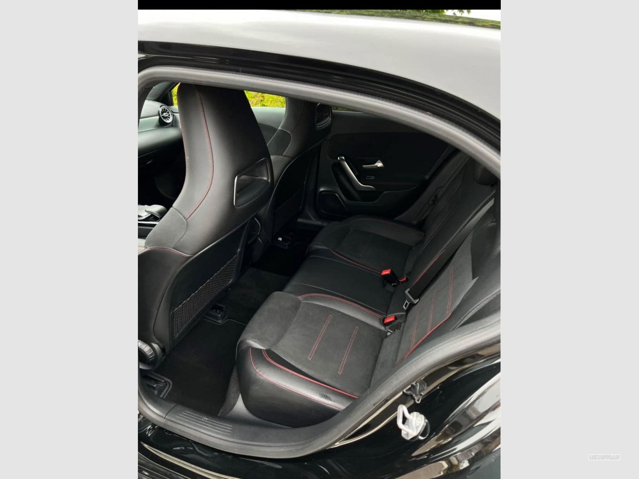 Mercedes A 250 AMG line (2019) - Photo 5