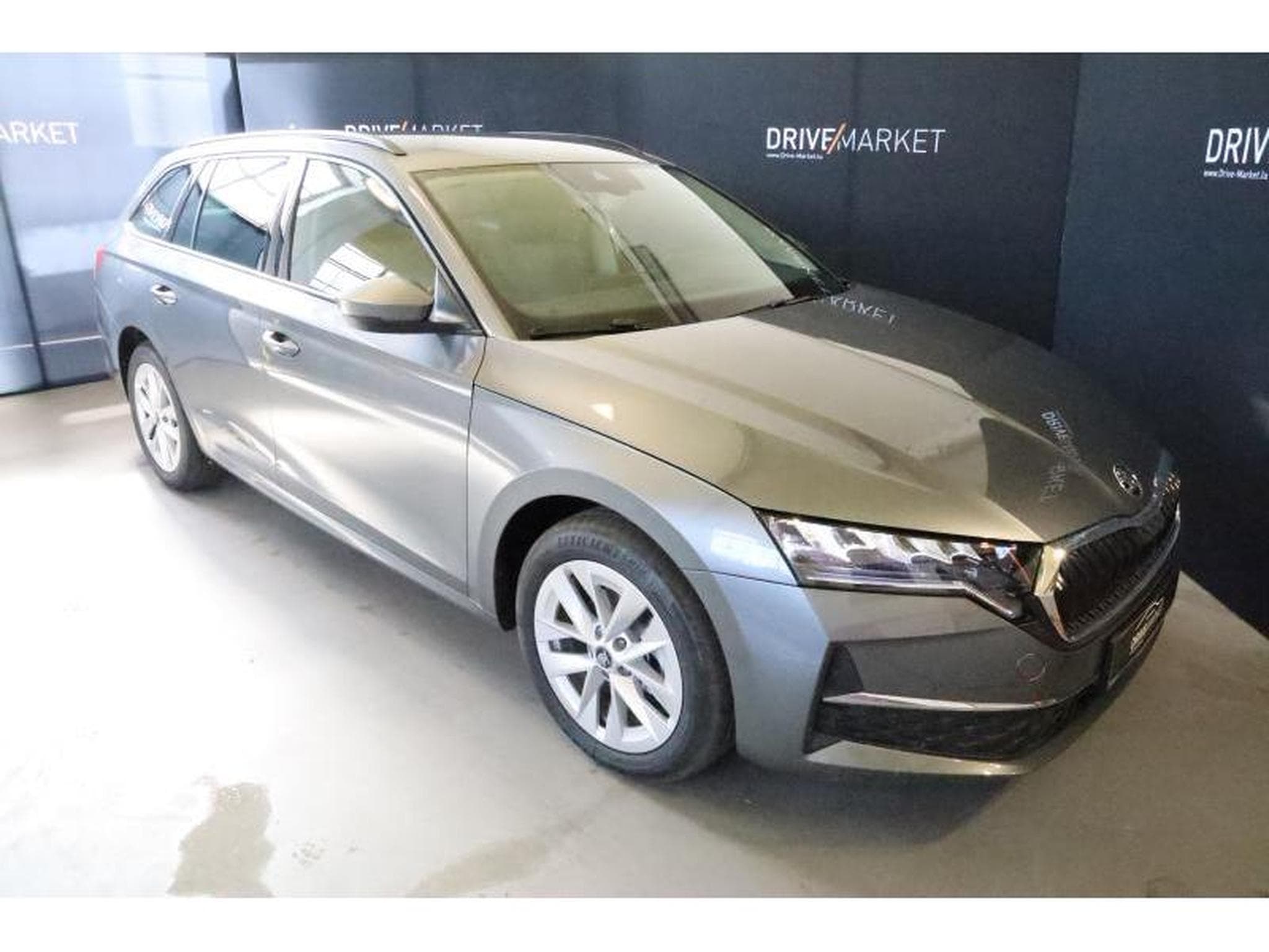 Skoda Octavia Selection (2025) - Photo 1
