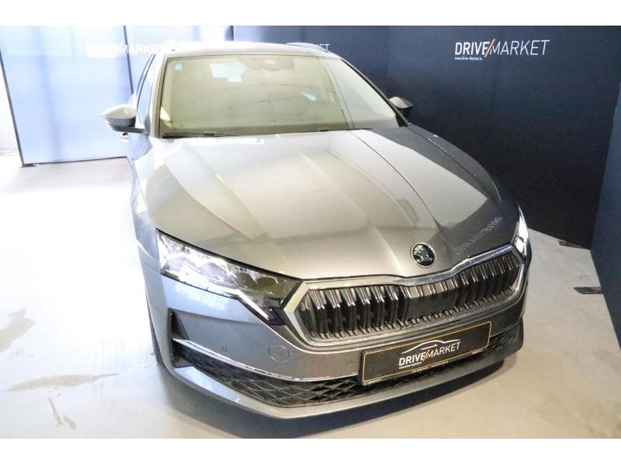 Skoda Octavia Selection (2025) - Photo 11