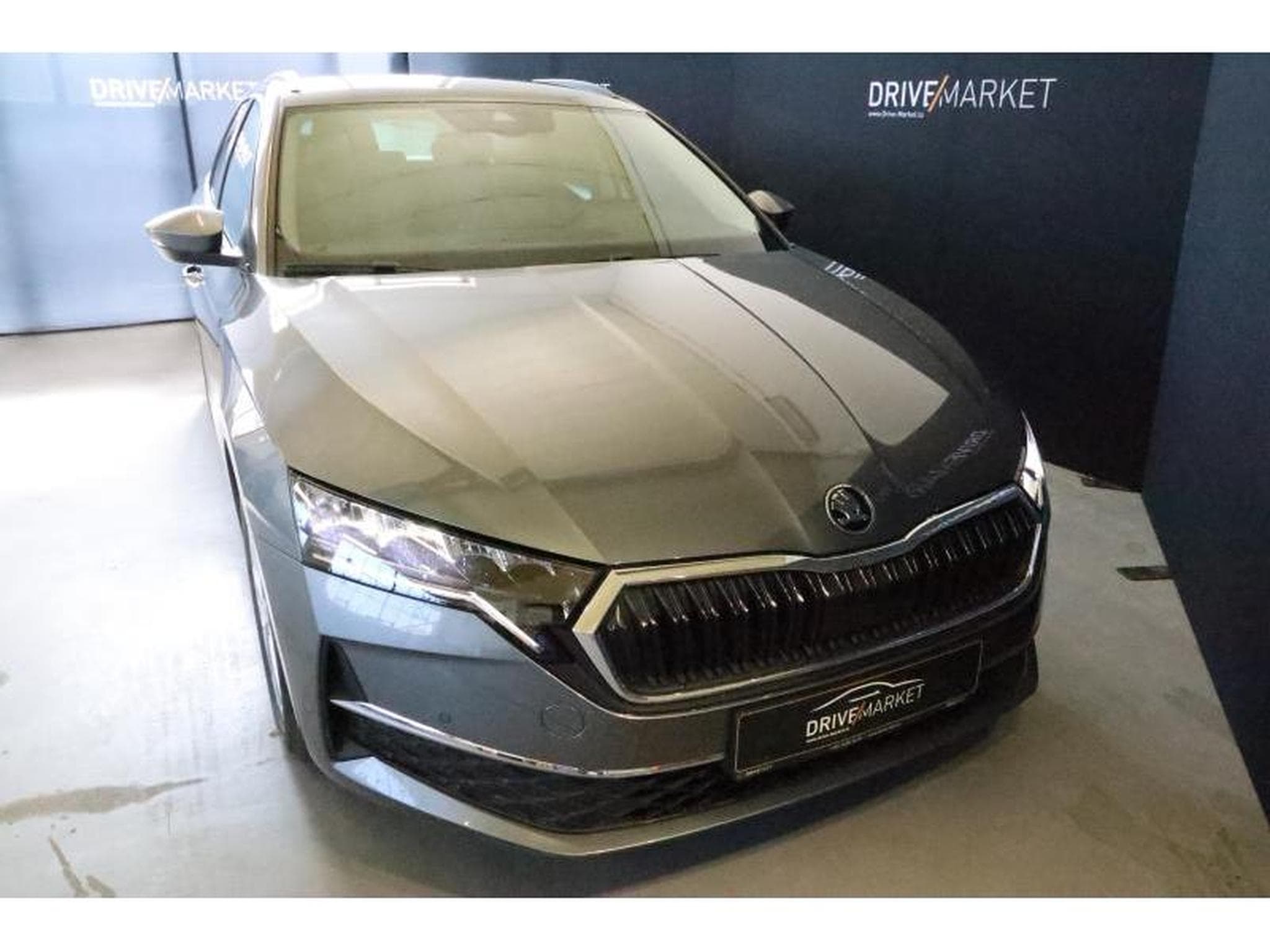 Skoda Octavia Selection (2025) - Photo 8