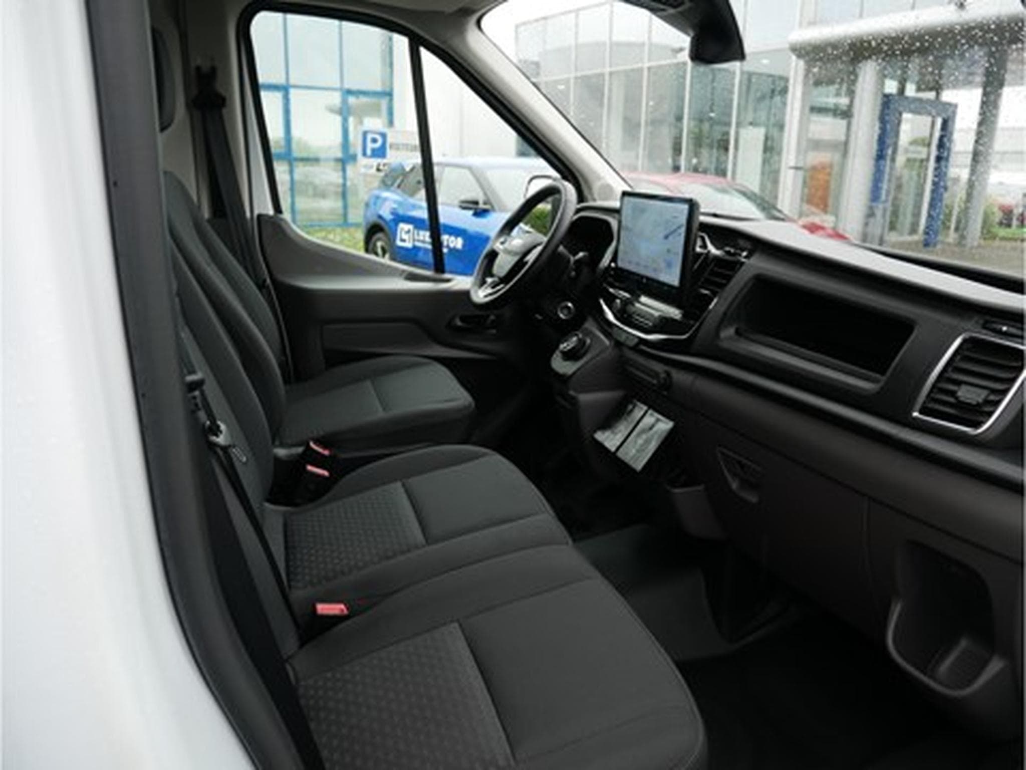 Ford Transit 2T 425E Fourgon Tole L4/H3 Trend Electric 67kW/198kW/269cv G (2023) - Photo 5