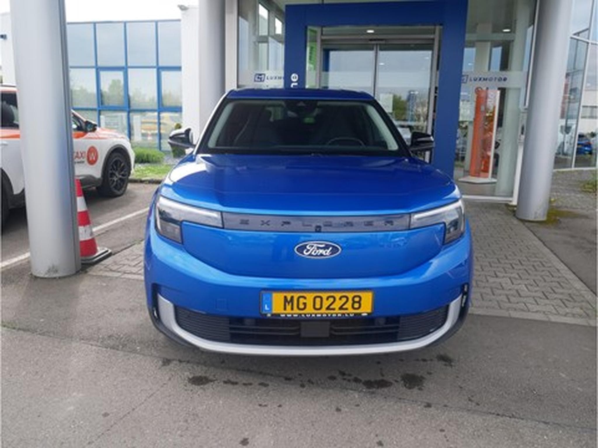Ford Explorer Explorer Premium 79kWh Extended Range AWD 340ch/250kW - A1 (2024) - Photo 2