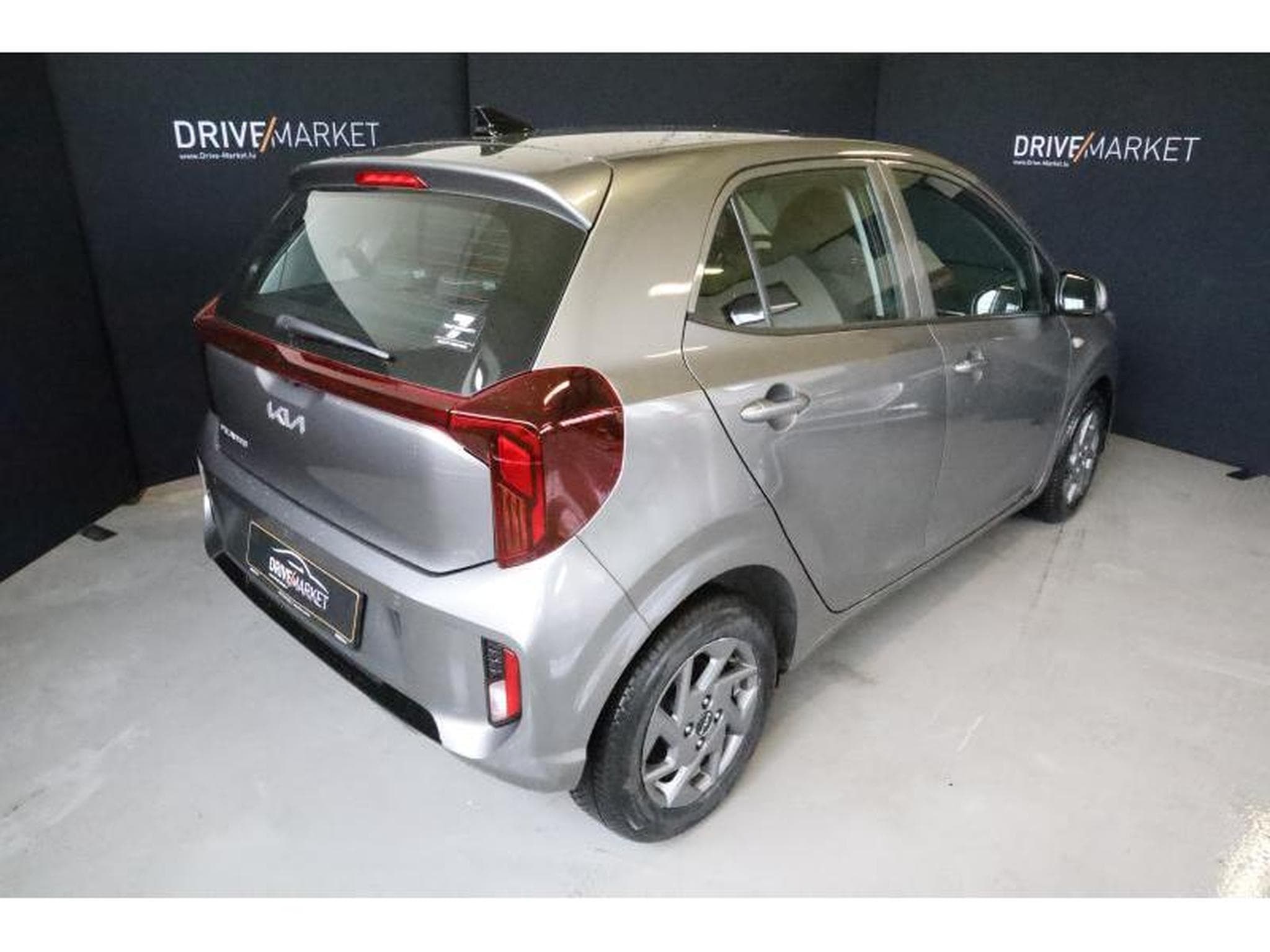 Kia Picanto Pulse (2024) - Photo 11